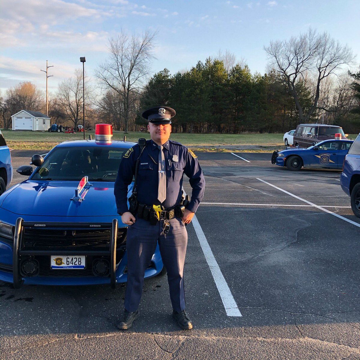 Members of the Michigan State Police continue to  #DoMIpart during the  #COVID19 emergency. Here’s a look at the  #ViewFromMyOffice of Trooper Awad of the Lakeview Post getting ready to start his shift.