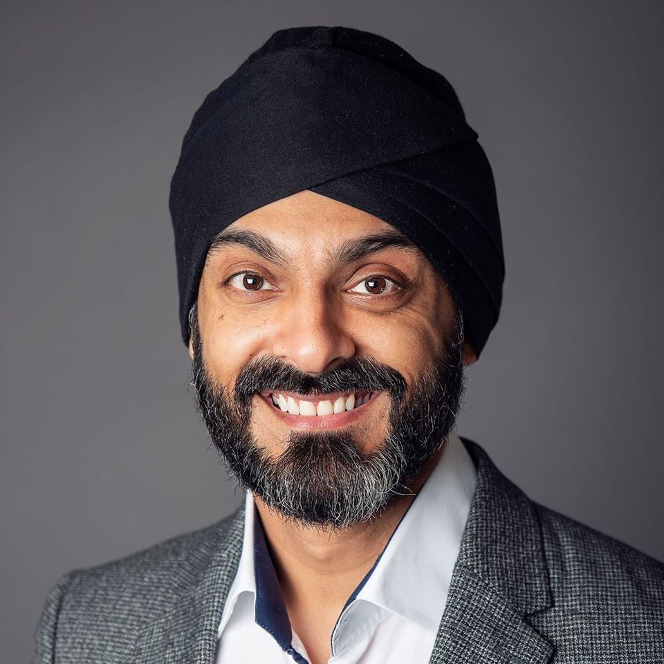 GriffandCoUK's tweet photo. Last week we started working with Gurs Sehmi to deliver greater brand awareness for his cosmetic #dentistry #business while driving bookings for video consultations. We're looking forward to delivering great results for his business. #socialmediamarketing https://t.co/l9gD4cBh4n