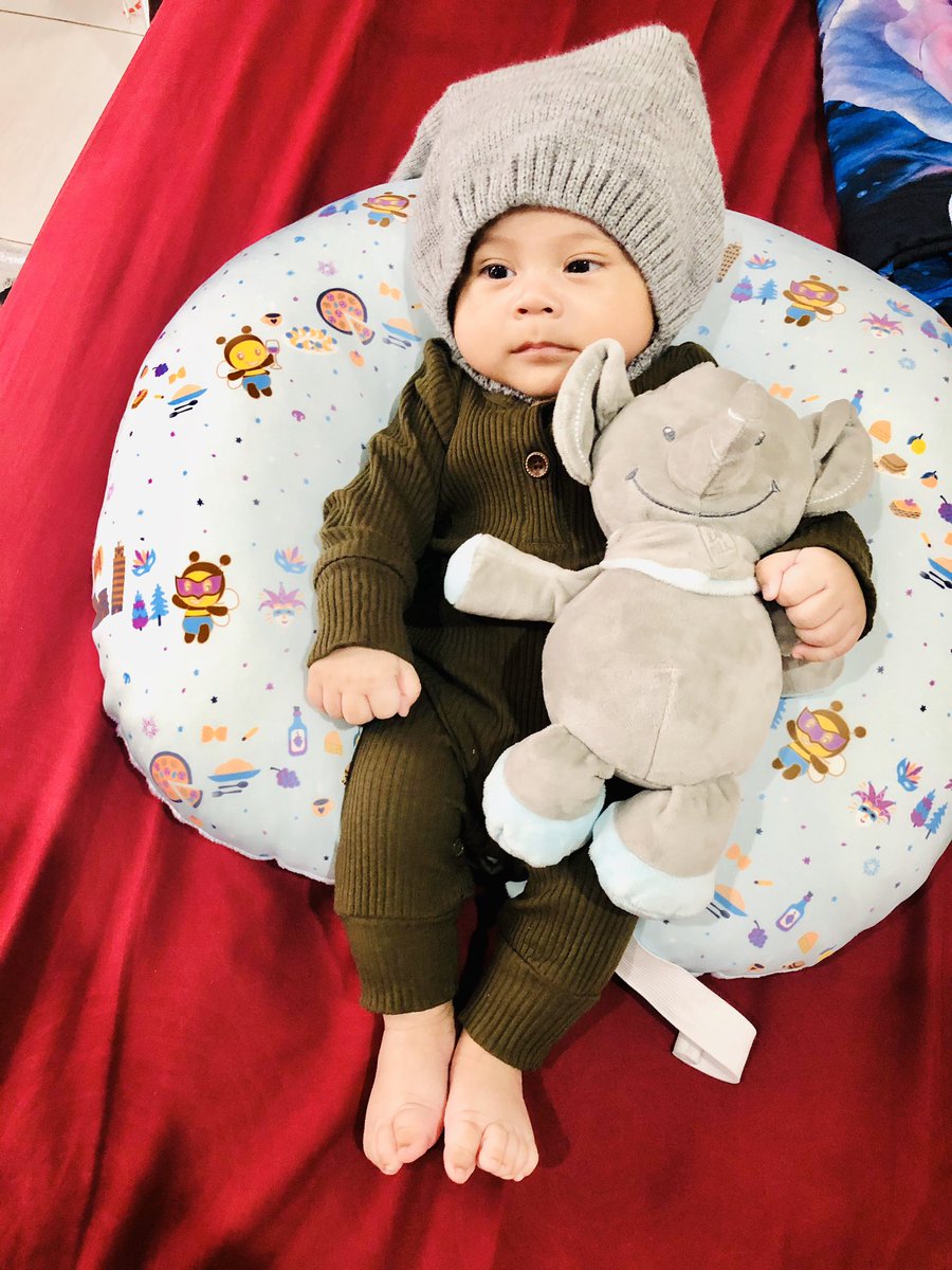 reflirao's tweet photo. Anak papa 💛 https://t.co/xRDiTSrP5C