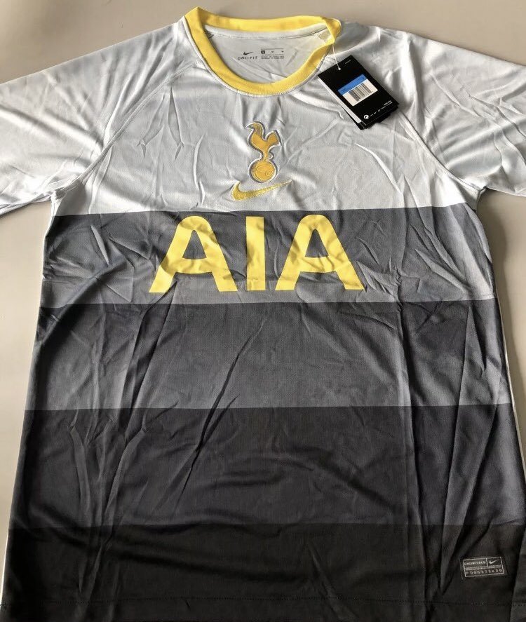 tottenham fourth kit