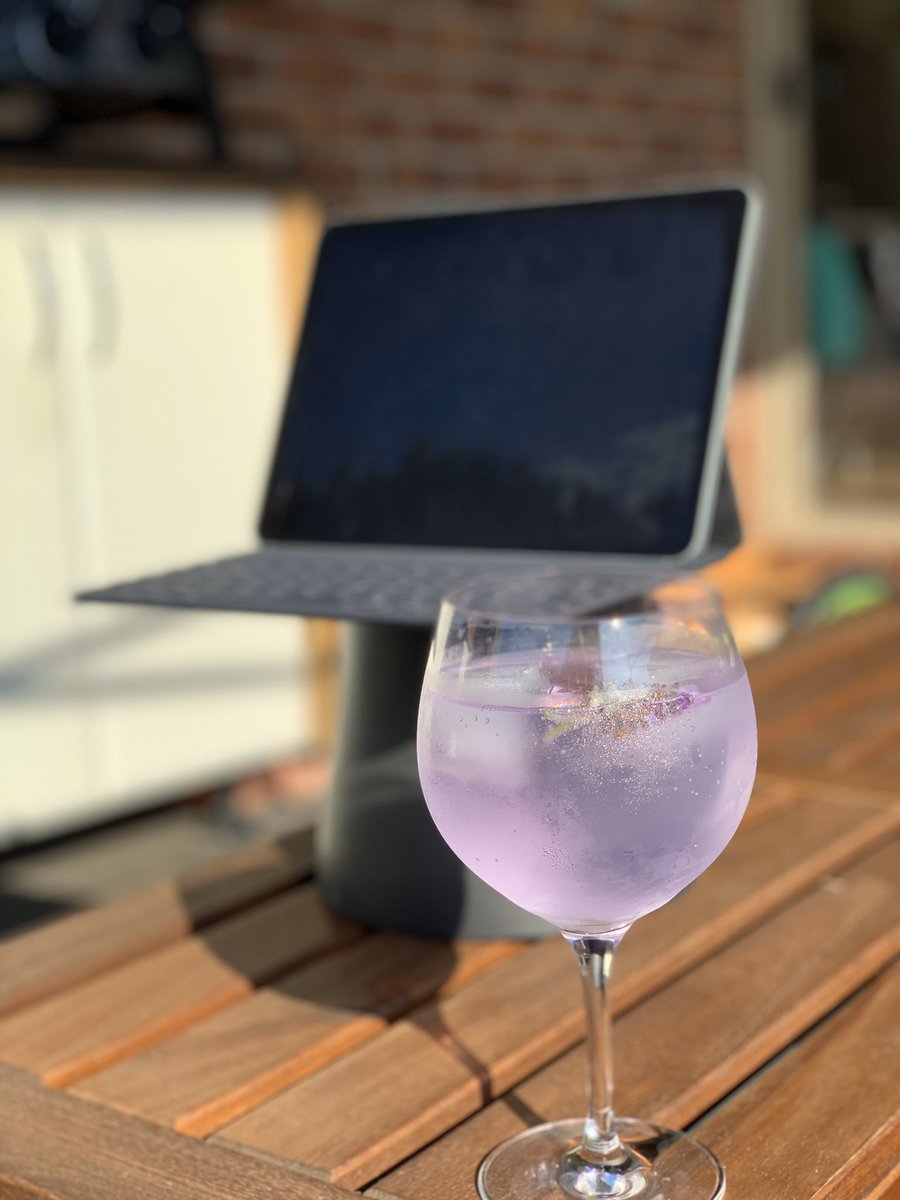 Bron_LeGrice's tweet photo. What better drink for a pre-Easter drink with the fab team from @CPRComms but @husk_distillers #InkGin - thanks for the catch up @ashlea_gilmore @BrendanRowswell https://t.co/tY2vIjJ8zy