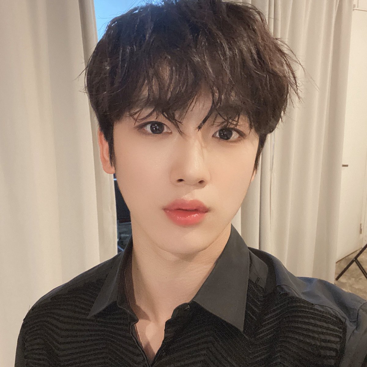 위엔터테인먼트 tweet media