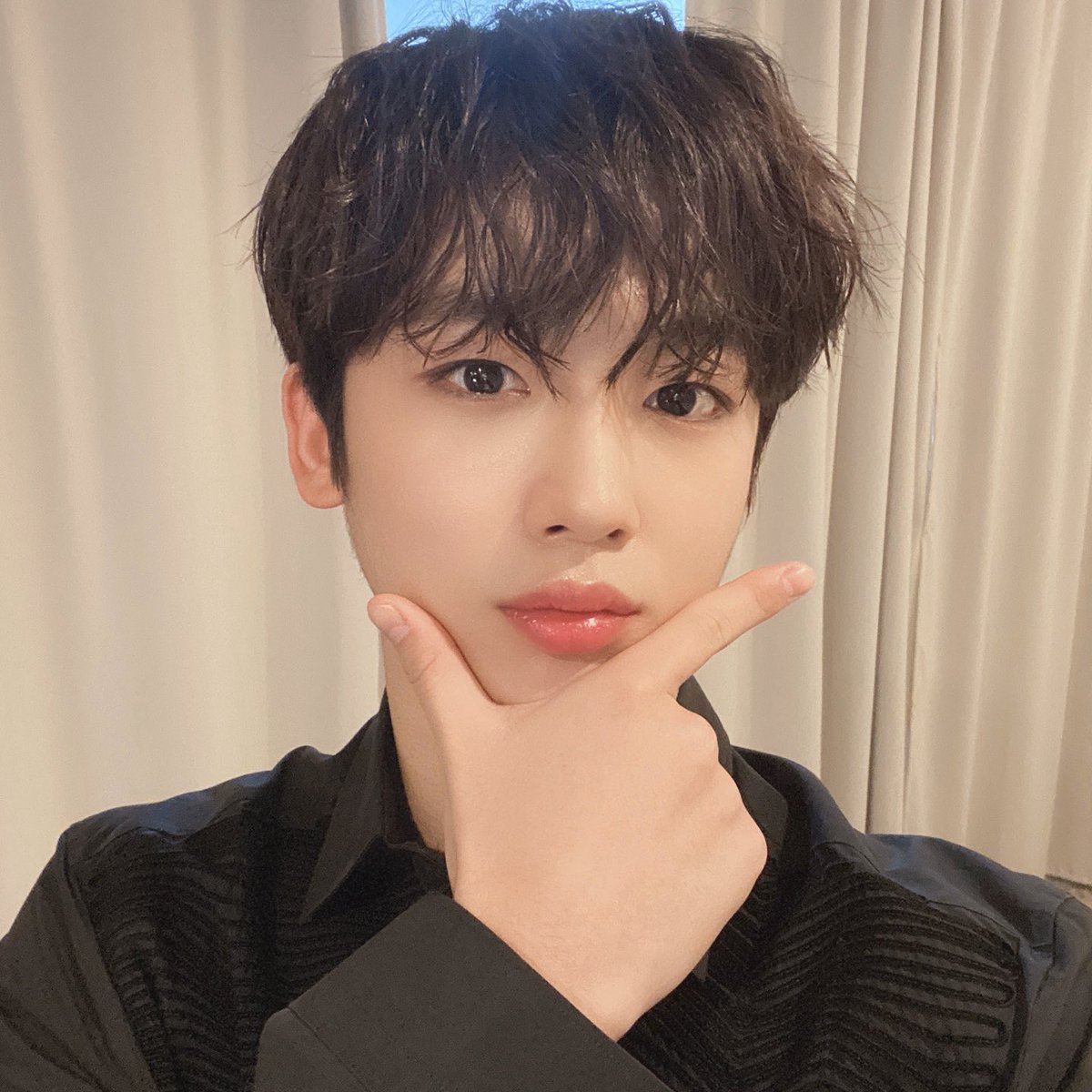 위엔터테인먼트 tweet media