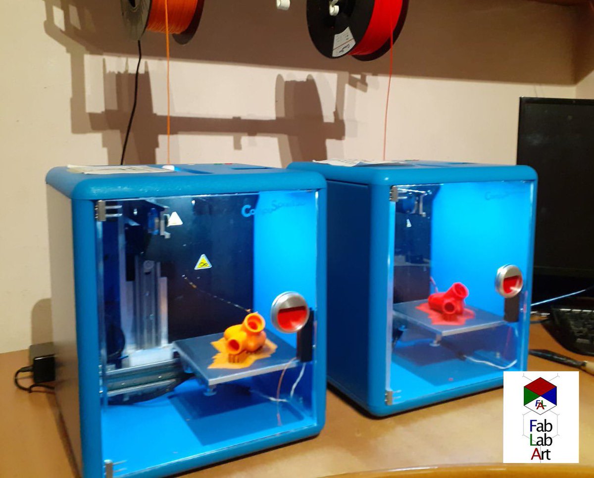 archivetro's tweet photo. @fmdigitale @ConiBambini @ActionAidItalia @microsoftitalia Fondato nel 2015 il #FabLabArt in rete con @fmdigitale pensando ad una didattica innovativa che valorizzasse le competenze.
Oggi aderiamo alla call per #Covid19 Con #FMD, la DS, #Mauro, docenti e #makers facciamo squadra 
#iorestoacasa #Facciolamiaparte
⤵️
https://t.co/wRr4372lzP https://t.co/MED93Owqe8