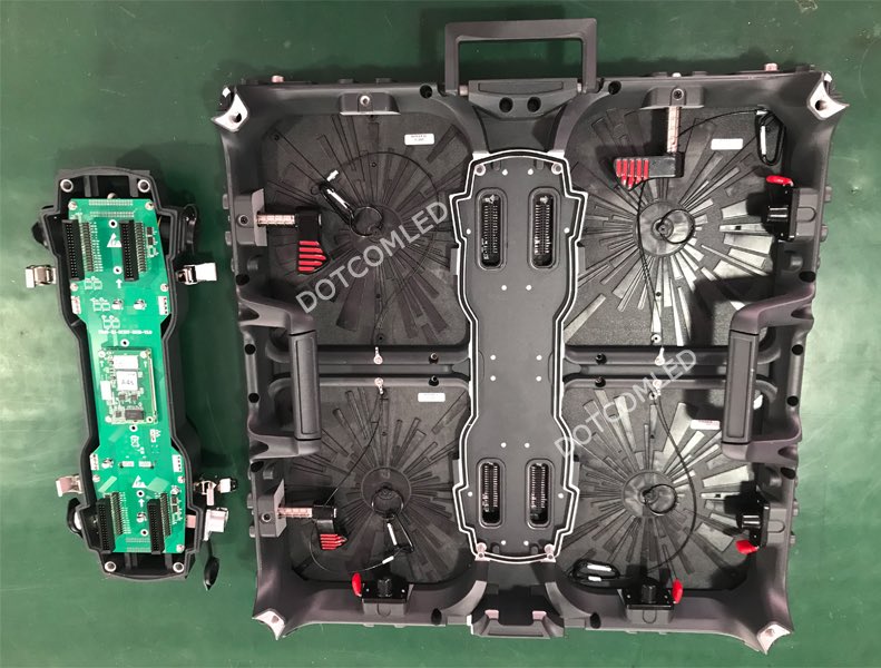 miley_lee21's tweet image. #Quick removal fast operation rental led display screen recommendation: 
#DOTCOMLED, your high cost effective and trustable Chinese supplier for rental led display screen.