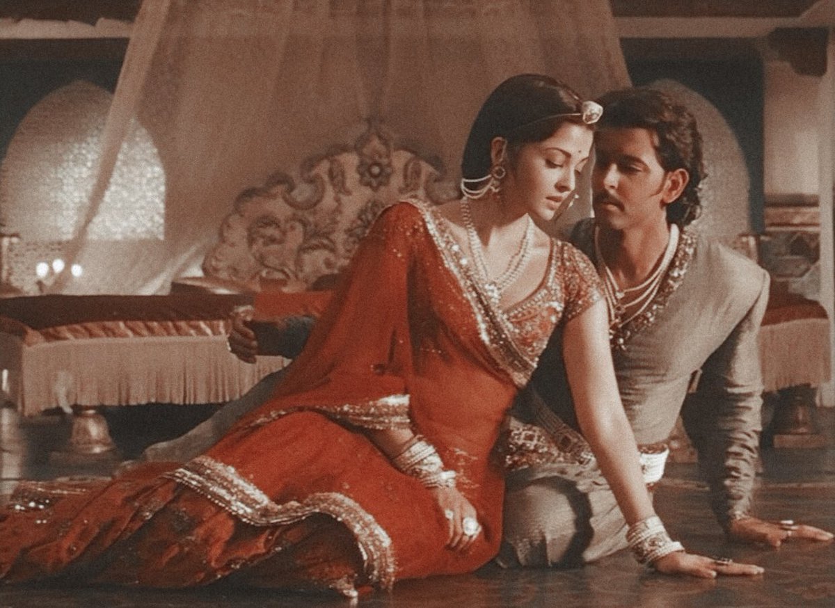 —jodhaa akbar the no. of times i hv seen this movie is insane ughh the beauty nd the excellence od hrithik-aish duo plus aish’s look in the movie <3