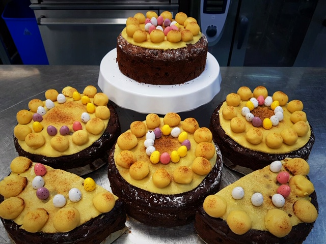 StFaithsKitchen's tweet photo. Simnel Cakes for some of our Key Workers. Happy Easter @St_Faiths @ChartwellsInd #simnelcake https://t.co/Kl37sz87hL