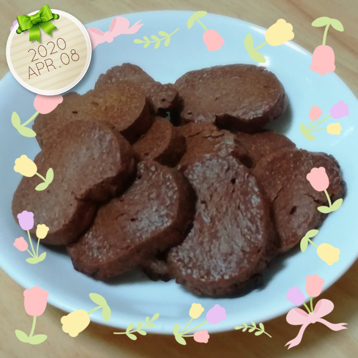なかぽ 4y 1y 昨日の おうちを楽しむおやつ作り はつくりおき食堂のまりえさん Mariegohan の 焼きチョコクッキー 粉振るのと粉とチョコ混ぜるのはぽんさんがやったよー さくほろで瞬殺 普通に板チョコ1枚食べるより早く消えるので要注意です なかぽ 4y 1y 昨日の おうちを楽しむおやつ作り はつくりおき食堂のまりえさん Mariegohan の 焼きチョコクッキー 粉振るのと粉とチョコ混ぜるのはぽんさんがやったよー さくほろで瞬殺 普通に板チョコ1枚食べるより早く消えるので要注意です