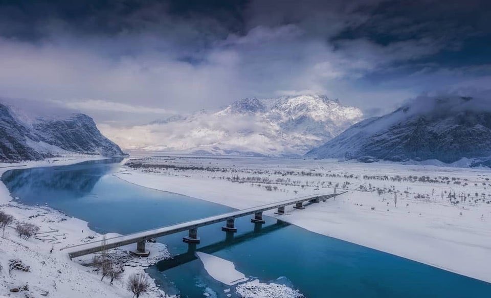 Now Skardu in the northSkardu is a city in Gilgit-Baltistan region of Pakistan.Skardu is located at the confluence of the Indus and Shigar Rivers at a elevation of nearly 2,500mSkardu serve as a important gateway to the eight-thousanders of the nearby Karakoram Mountain range