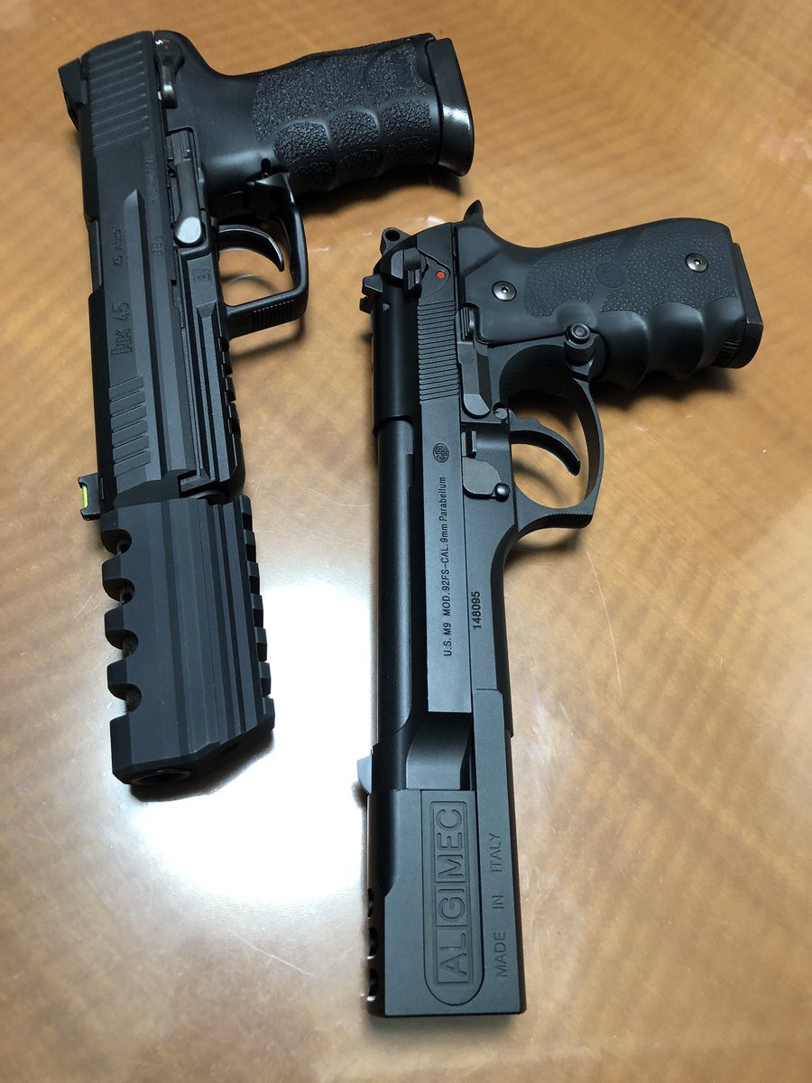 Ak M9a3 しばらくグロック屋さん 個人的に愛する殺し屋ってコンペセイター付きのハンドガン使ってますなぁ レオンvsジョンウィック