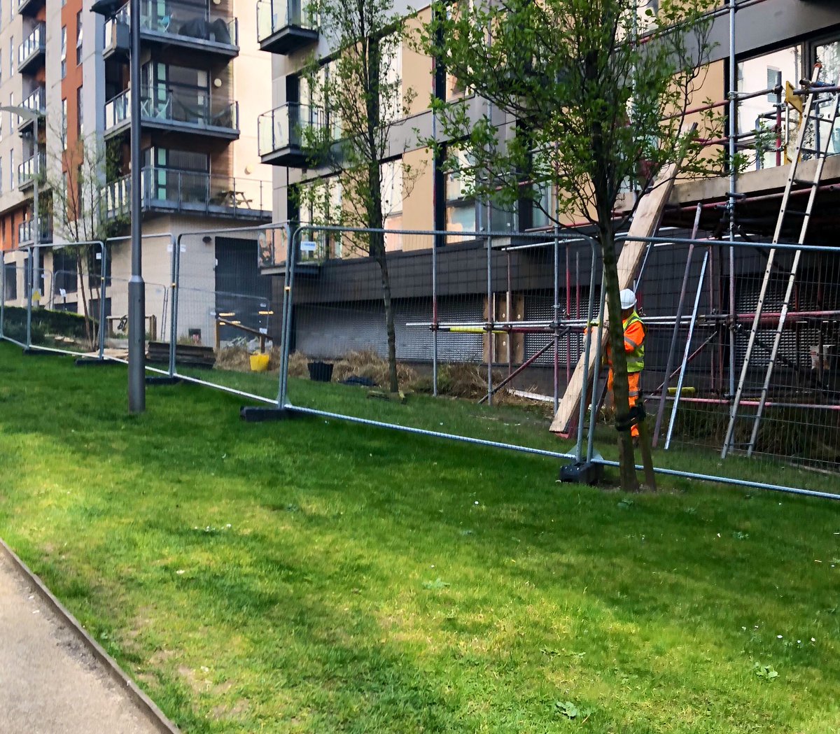 GqrMcr's tweet photo. Itโs great to see that scaffolding is rapidly coming down off Cypress Place now as Clearline continue to work, safely using social distancing measures, to make our homes safe ๐ #CladdingProgress https://t.co/WiIrs5YoEx