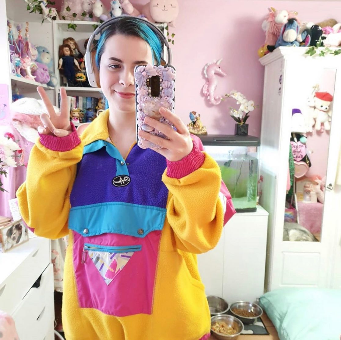slushvintage's tweet photo. law.kells giving us the colourful vibes wearing a vintage fleece bought from our @depop 🌈💕 #slush #slushvintage #depoponlock https://t.co/L18l9lKWnu