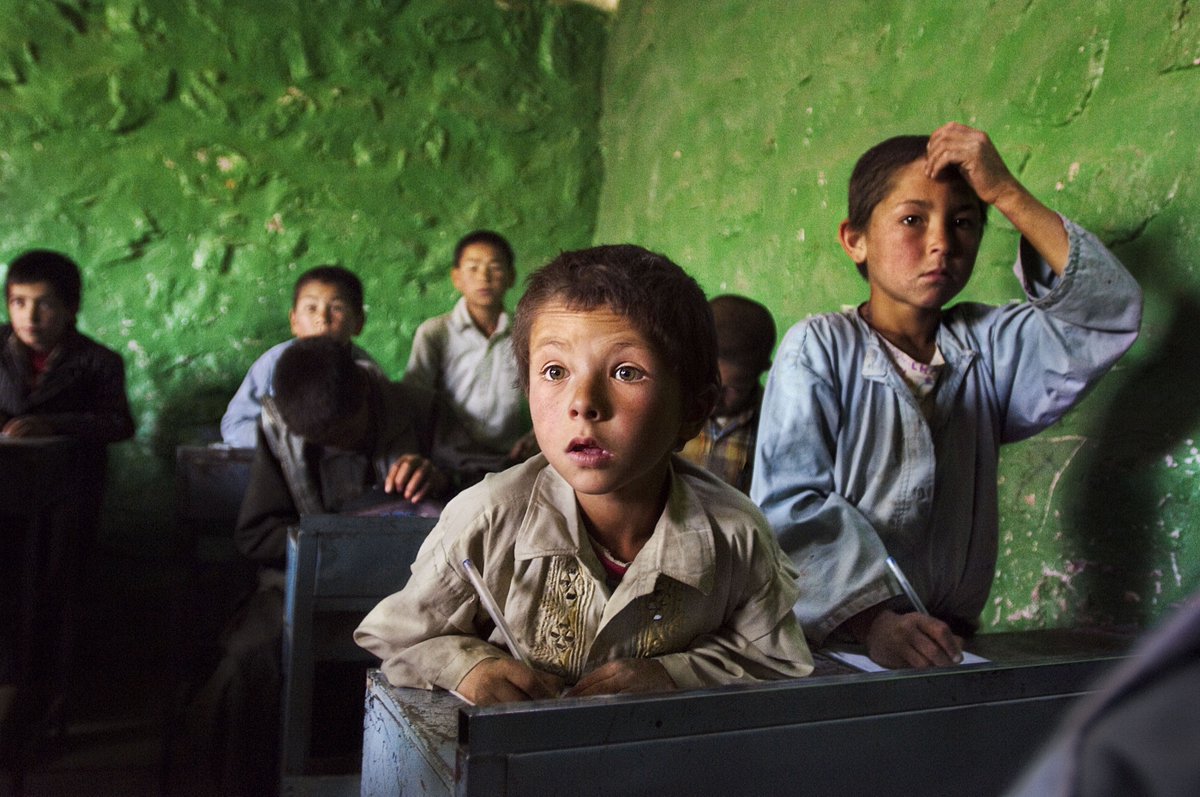 MagnumPhotos's tweet photo. Bamiyan, Afghanistan. 2007.

Magnum photographers will be donating 50% of their proceeds from the Square Print Sale to @MSF's COVID-19 emergency response. https://t.co/RezDO7S0oY

© @McCurryStudios / MagnumPhotos https://t.co/HVZAa42Ikb
