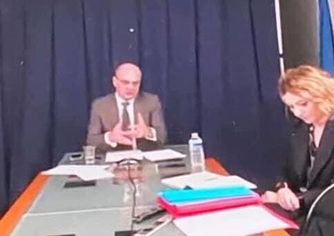 max_brisson's tweet photo. Audition de @jmblanquer par la #ComCultEduc. Les sénateurs insistent sur la nécessité de ne pas écarter des dispositifs de la #continuitepédagogique et du renforcement des moyens les établissements français à l’étranger. Belle intervention de mon collègue @damienregnard. https://t.co/F0pEOFpCHF