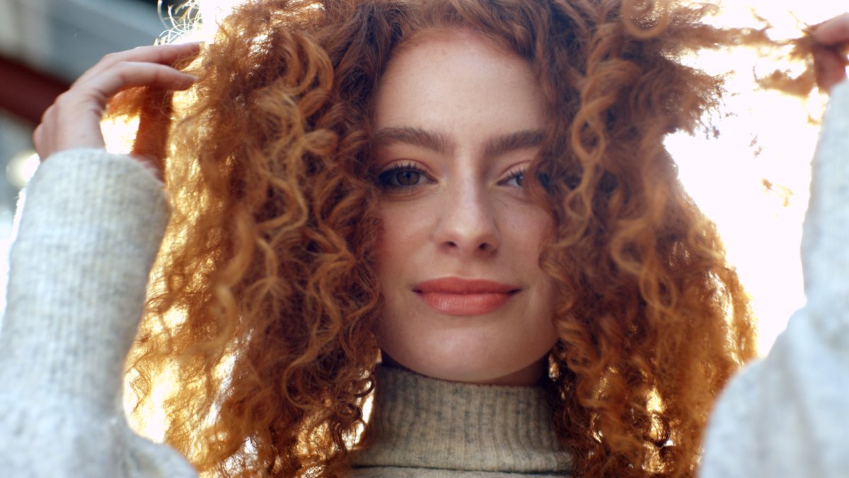 paragonpicture's tweet photo. 7/19 #19from2019 - Another fantastic frame that couldn't quite make the A/W 2019 TV campaign we produced for @BraintreeVill and @LandSec in collaboration with @icgagency This time featuring the captivating @ellieryan_
#outletshopping #tvc #tvcommercial #videoproduction #aw2019 https://t.co/RUv3W2kUE0