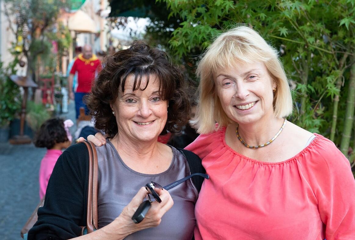 Onze ‘Homestay’ taalles krijgt een extra dimensie. Docente Paola blijft nog steeds home maar jij ook! Probeer bij haar een gratis online les. Bevalt het dan kan je doorgaan. Ze spreekt ook vloeiend Engels. Online lespakket van 10 uur à € 27 per uur.
italstudio.nl/taalreizen-ita…