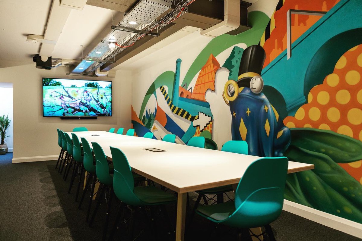 profolkspace's tweet photo. Former beer drop and now slick meeting space - Before and After #Profolk https://t.co/r8UiYLlTDa