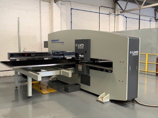 aaskusltd's tweet photo. This is the new #cncturretpunch all ready to get on with making #sheetmetal 👍
#alwaysfirst #aaskus https://t.co/q9pWvosPb7