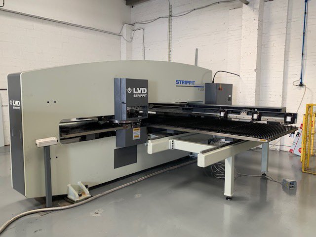 aaskusltd's tweet photo. This is the new #cncturretpunch all ready to get on with making #sheetmetal 👍
#alwaysfirst #aaskus https://t.co/q9pWvosPb7