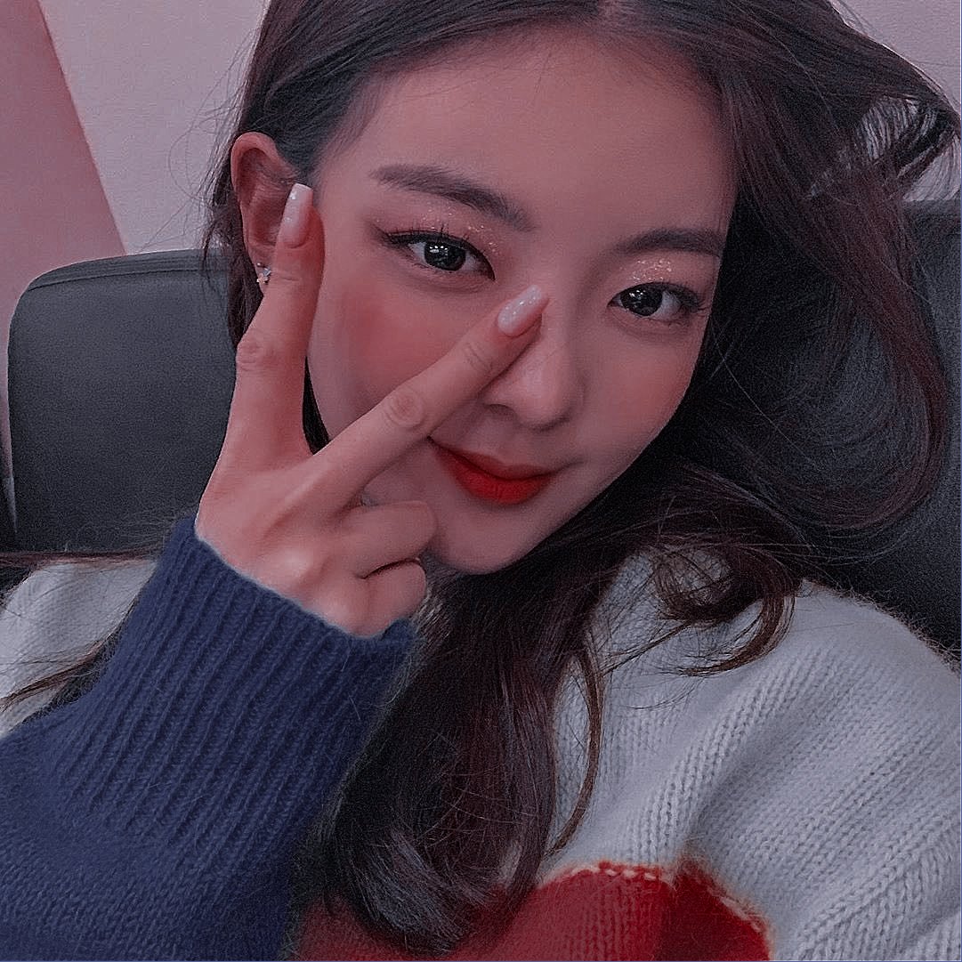 aesthetichallo's tweet photo. ╭───────────
╰➛✎﹏ | Lia ITZY Aesthetic Packs. ✨

🍂please rt or like if u save or use! 
🍂tap follow!

#layout #kpoplayout #Liaitzypacks #Liaitzy #tyuzuaesthetic #Liapacks #AestheticPacks #Liaaestheticpacks https://t.co/vXuUB903Gj https://t.co/YwuIrFxqer