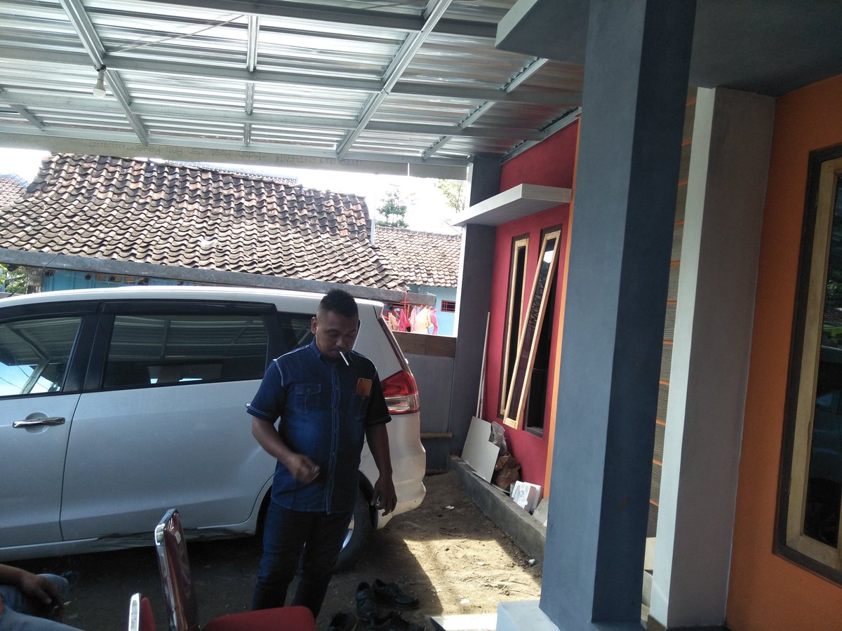 kel_pelutan's tweet photo. @ganjarpranowo mohon maaf ndoro kenal sama orang ga ya https://t.co/iNM6190KWB