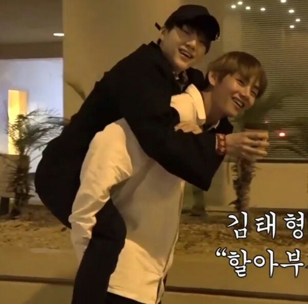 holding by piggyback ride? tae can do that