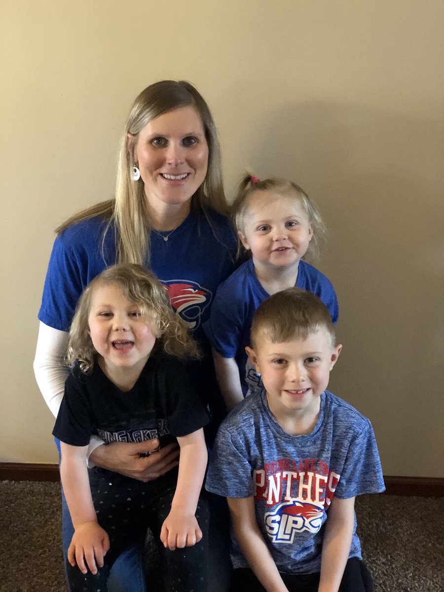 ASkauge's tweet photo. Panther Spirit day!!! #SLPPantherProud https://t.co/COChtpC2uu