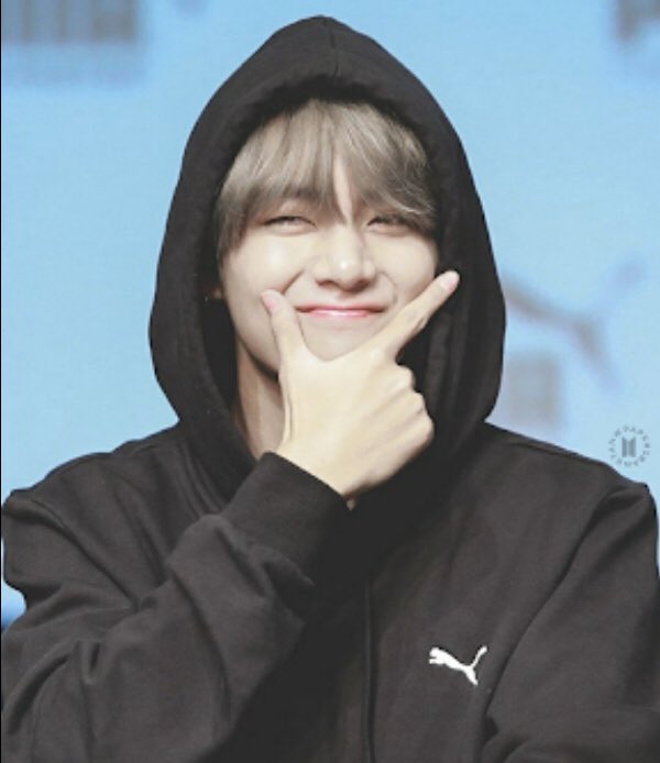 Again the duality just look at this lil baby im busting my UwU s daily I just want to put him in my pocket 