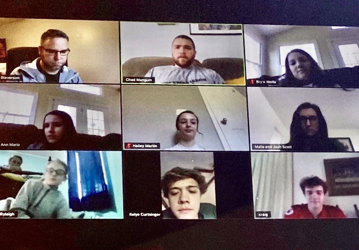 centralkyfca's tweet photo. Students in Franklin County are still having FCA every week and getting in the Word together! #VirtualFCA https://t.co/Vso0U7lXl0