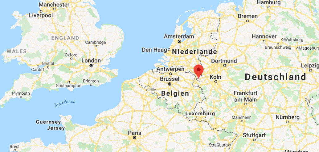 1/n  #Gangelt is a small town & municipality in Germany, right on the border with the Netherlands, very near Maastricht. A special in-depth serological + etc. study, the “ #Covid19 Case-Cluster-Study", is being carried out there, and the first interim report is now out.