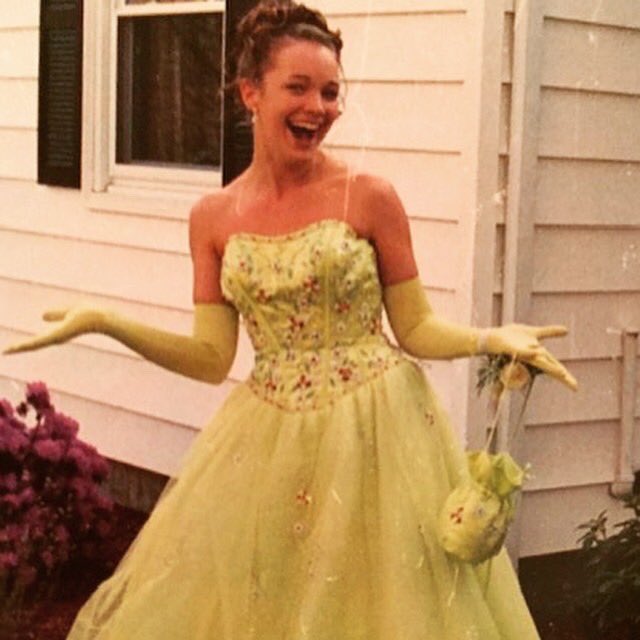 themathplante's tweet photo. Hi, Nipmuc! I MISS YOU! 
A little TBT for this week’s #thrivingthursday. Couldn’t pick just one since I’m an overachiever 🙄
1) My senior prom 
2) Baby Plante ☘️🌸🌵 (she was a BRAT) 

Be safe, everyone! ❤️ https://t.co/qzOFvaj6lt