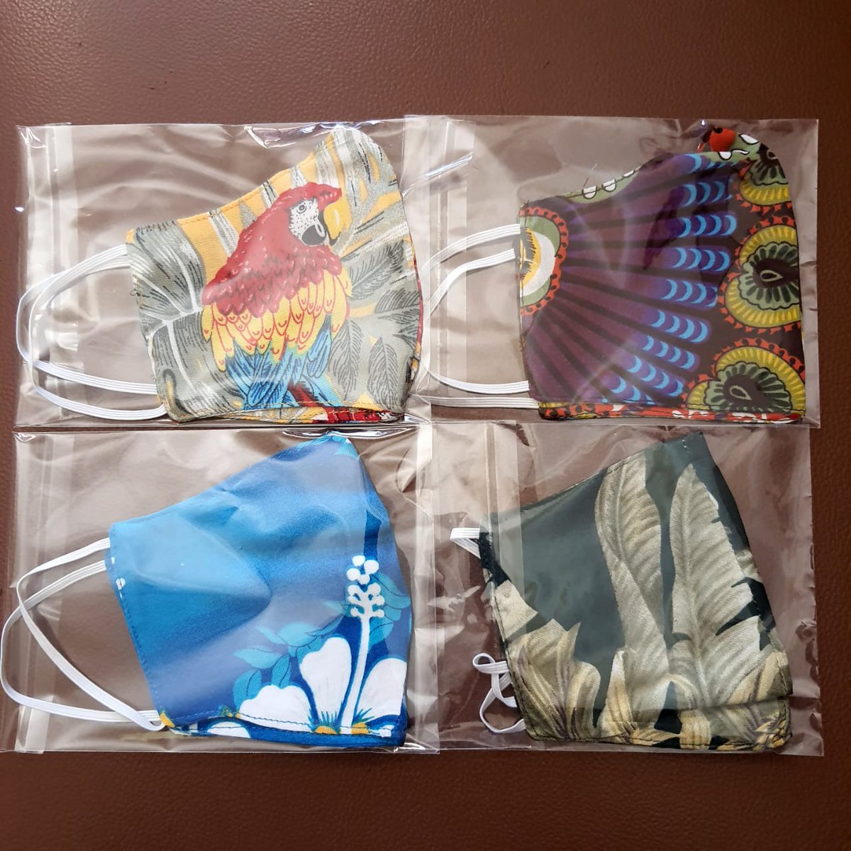bogalbogel's tweet photo. Buat temen temen yang lagi cari masker saya sedang jualan masker 2 lapis dengan bahan lembut dan pas untuk mulut dan hidung.
Tersedia dengan  berbagai motif yang terpilih, jadi ndak pasaran.

Harga masker 10rban https://t.co/BF0pWEL4GC
