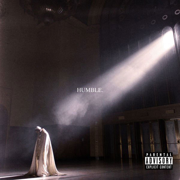 « HUMBLE » vient également s’inscrire comme tel, single sorti avant l’album, il me laissait perplexe à titre personnel car avec Kendrick, on ne peut jamais savoir à quoi ressemblera sa musique, avec des sonorités très rock.