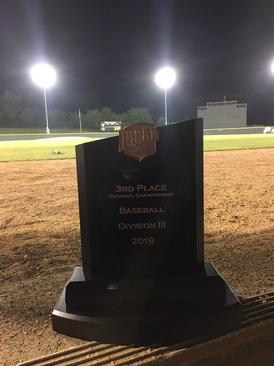 BCBearsDen's tweet photo. Today’s #ThrowbackThursday from @BCBearsDen are photos from the 2019 World Series trip by @brookhaven @haven_baseball! Third in the @NJCAABaseball DIII World Series &amp; 42 wins! Go Bears!! https://t.co/GfR07ApH5S