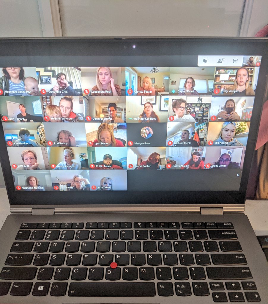 omaleyedtech's tweet photo. First faculty meeting of distance learning 👏🏻👏🏻 I miss my @UplandTerrace people. These teachers are some of the hardest working people I know 💪🏻💪🏻👨🏻‍🏫👩🏻‍🏫

#GSDEdTEch https://t.co/ZjrKM0I0rZ