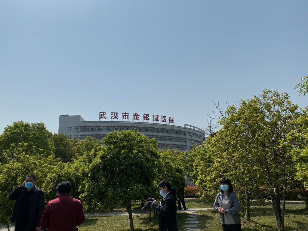 Today we were promised a visit to a hospital and boy was it promising! For context, that’s Jinyintan Hospital in Wuhan, “ground zero” of the coronavirus outbreak and the only specialist infectious diseases hospital in the entire Hubei province.
