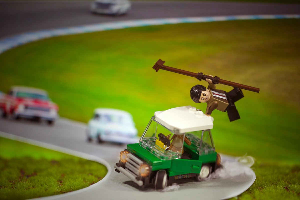 MiniMOChahk's tweet photo. MiniMOCha presents Mr. Bean drifts mini-cooper digital LEGO photo⁠
⁠
High Resolution can be freely downloaded 👇🛒⁠
https://t.co/ju4TLUWk52⁠
⁠
#tomandjerry #MiniMOCha #Customlegominifigures #MOC #LEGO #AFOL #MINICOOPER #TEDDYBEAR #legodata #minifigurehq https://t.co/jheIirVOVM