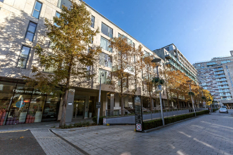 StruttsChelsea's tweet image. Pssssttt..... we have Virtual Tours - click on the link below to view what could be your next home: my.matterport.com/show/?m=irKDW2…

A gorgeous 1 bed, 1 bath apartment to rent. tinyurl.com/yx77nfqf
#apartment #easter #virtualtour #Chelseasw3