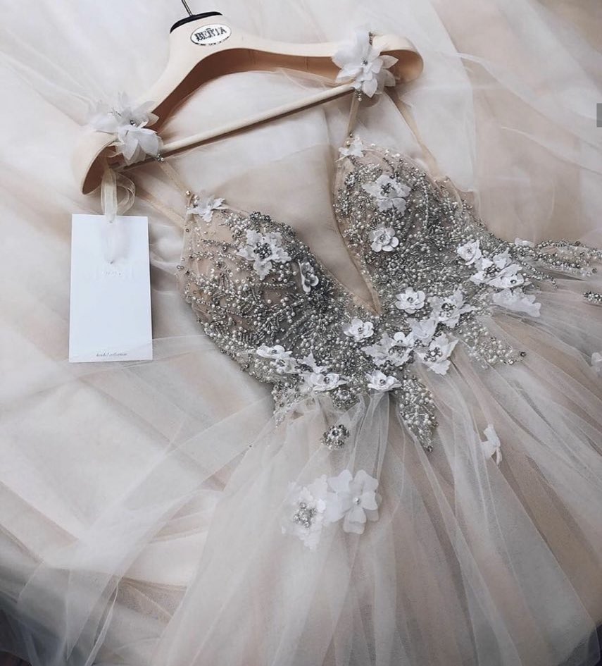 femmeduart's tweet image. berta bridal dresses