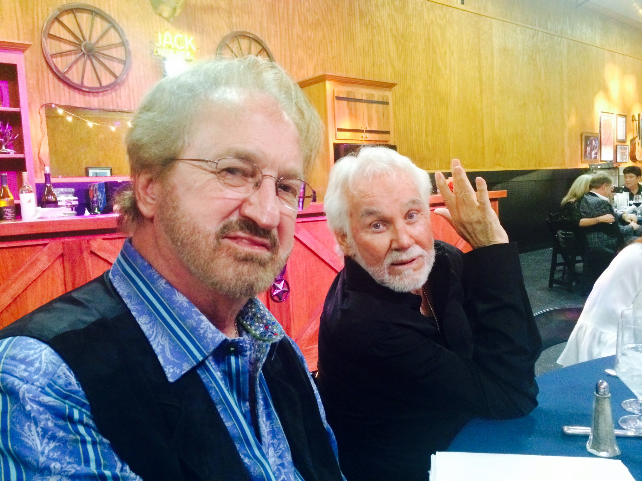 A nice #ThrowbackThursday photo from The Norah Lee Allen archives of our  @DUANEALLEN and Kenny Rogers taken just 3 years ago ...  /5zaQxY8Iq1 | Flipboard