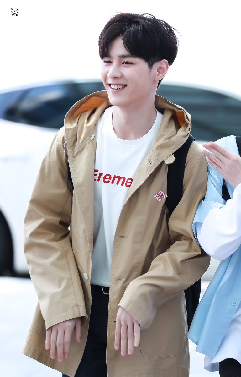 Thread of kun (Qian kun/钱锟) smiling because: