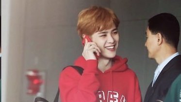 Thread of kun (Qian kun/钱锟) smiling because: