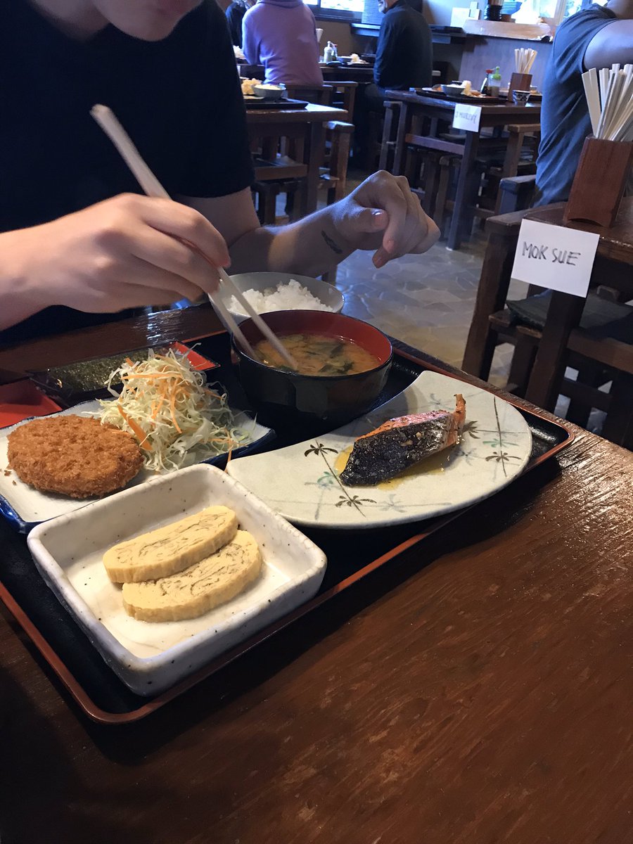 Day 8, still not in Japan & running out of miso paste so here’s a photo of the “full Japanese breakfast” we had at Magome  #Magome  #Japan  #Nakasendotrail  #miso