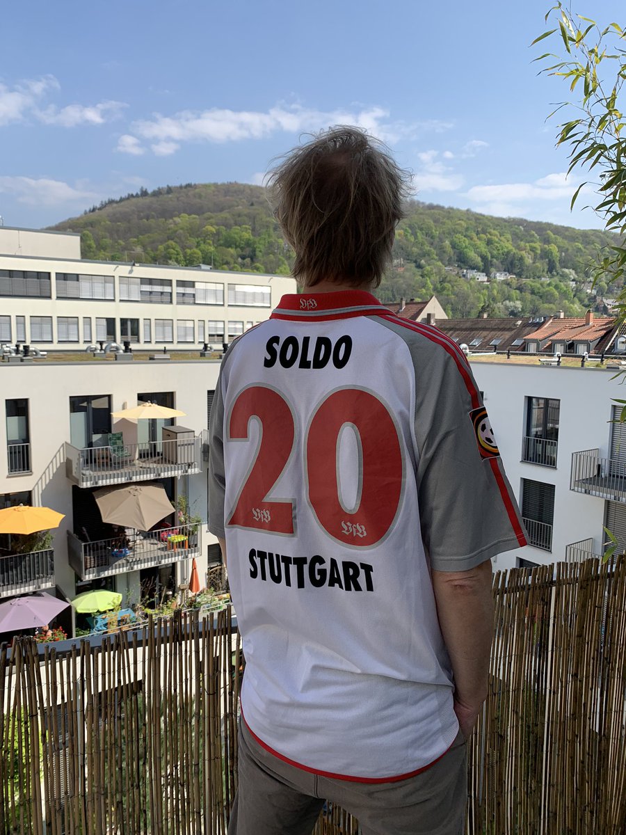 ChrisPrech's tweet photo. Meinen Ulle kann ich nicht spenden. Der ist zu billig...
#Spendedeinetrikotnummer #VfB #simonzoller #GABFAB @FCPlayFair https://t.co/mK2MQd7gM7