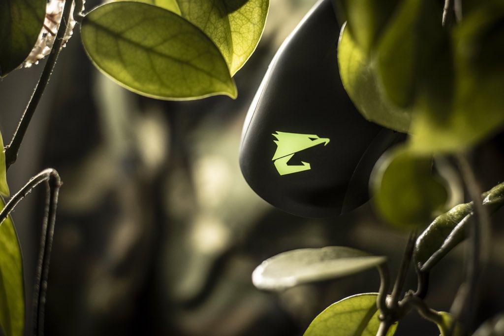 aorus_es's tweet photo. AORUS M4...😍😍😍
El ratón bueno y barato 👌🏼
#gamingmuse #gamingmice #AorusM4 #aorusmouse #aorusmice
#PCgaming #gamingpc #pc #pcmods #pcbuild #pcmodding #pcgamers #pcbuilds #pcgamingsetup #pcgamer #custompc #AORUS #GIGABYTE #TeamUpFightOn https://t.co/9GwZMVXASA