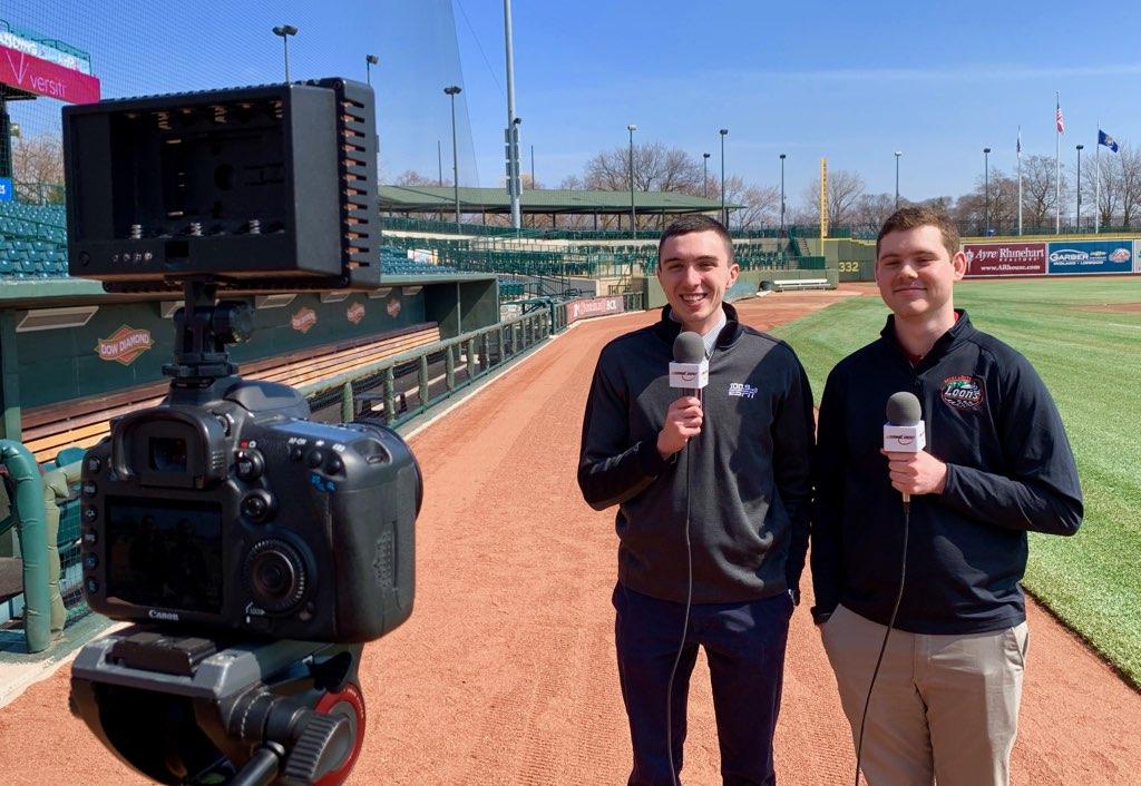 1009TheMitt's tweet image. .@greatlakesloons ⚾️ makes us smile 😁 #MiLBAtHomeOpener #NestLevelFun