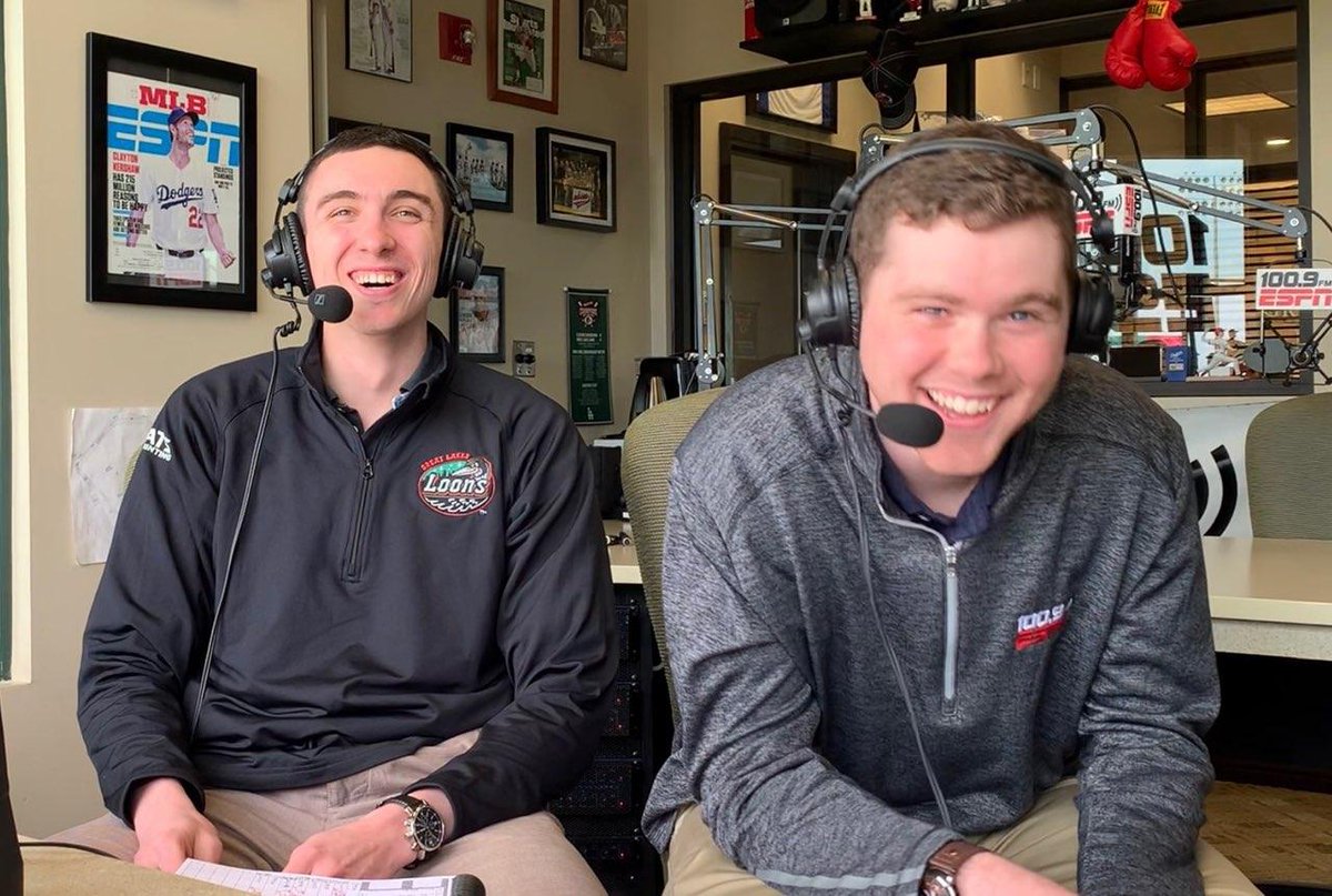 1009TheMitt's tweet image. .@greatlakesloons ⚾️ makes us smile 😁 #MiLBAtHomeOpener #NestLevelFun