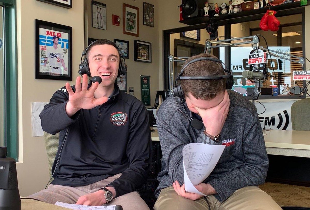 1009TheMitt's tweet image. .@greatlakesloons ⚾️ makes us smile 😁 #MiLBAtHomeOpener #NestLevelFun