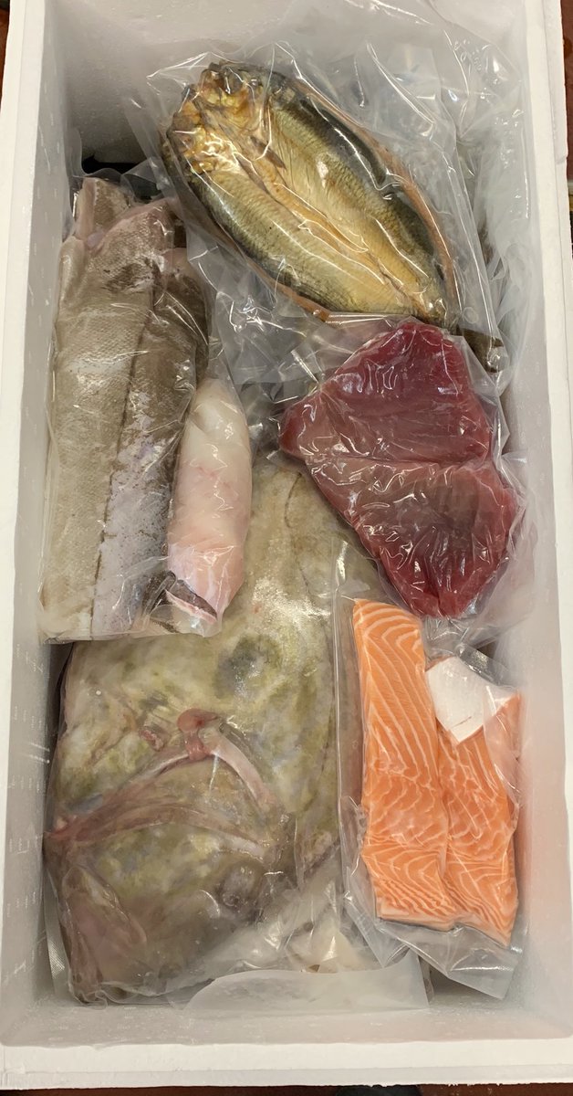 #freshfish #hjesseseafoods #hows that for a nice selection of fish delivered to a household in #north wales today. #sashimi grade tuna #manxkippers #cornishhafdock #johndory