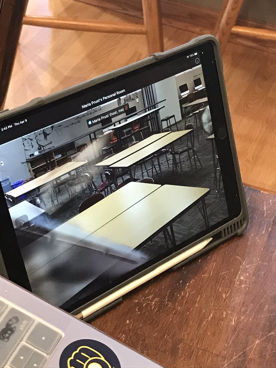 maamia28's tweet photo. When you set your virtual background for office hours as one of your classrooms and the principal freaks that you are in school without permission 🤷🏻‍♀️🤷🏻‍♀️ I promise I will ask first! 😂 https://t.co/YmU1lwrTXj